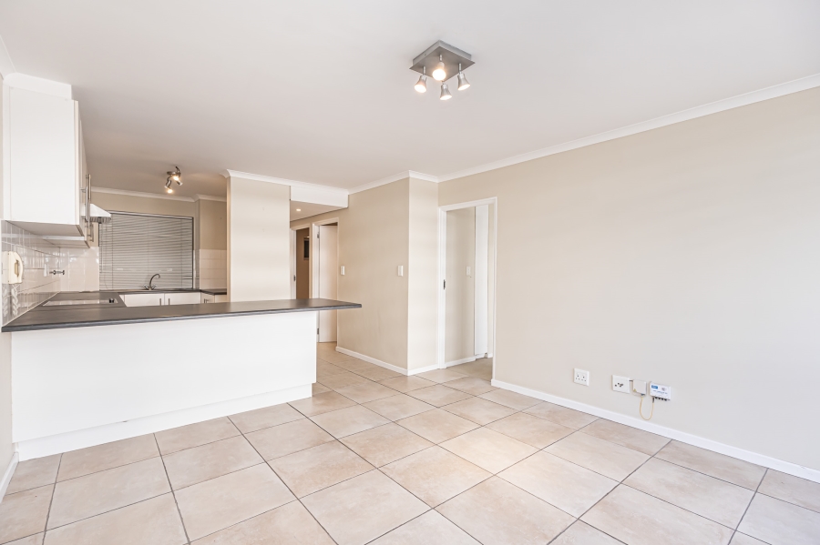 To Let 2 Bedroom Property for Rent in Sea Point Western Cape